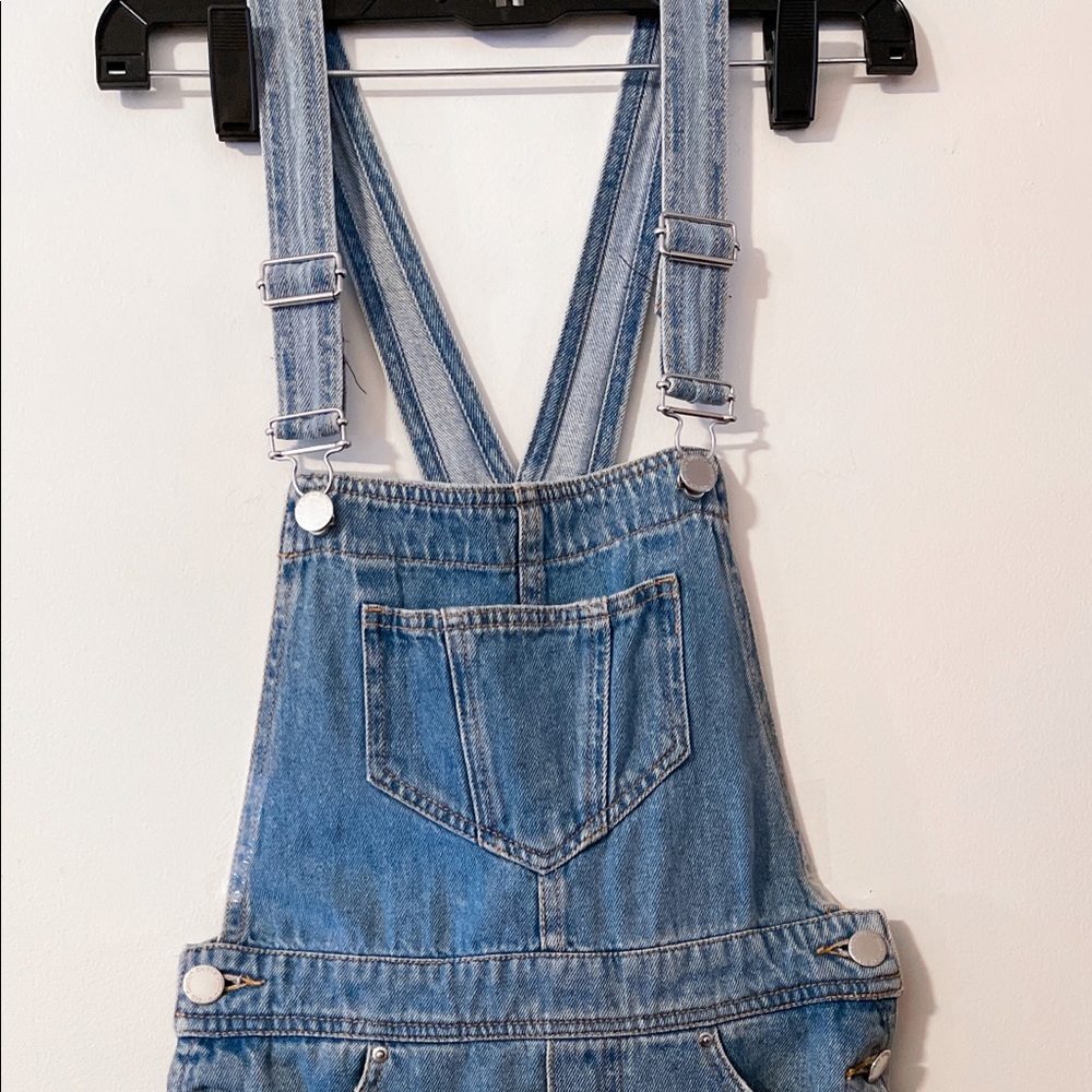 H&M Light Blue Wash Denim Overalls Size 2